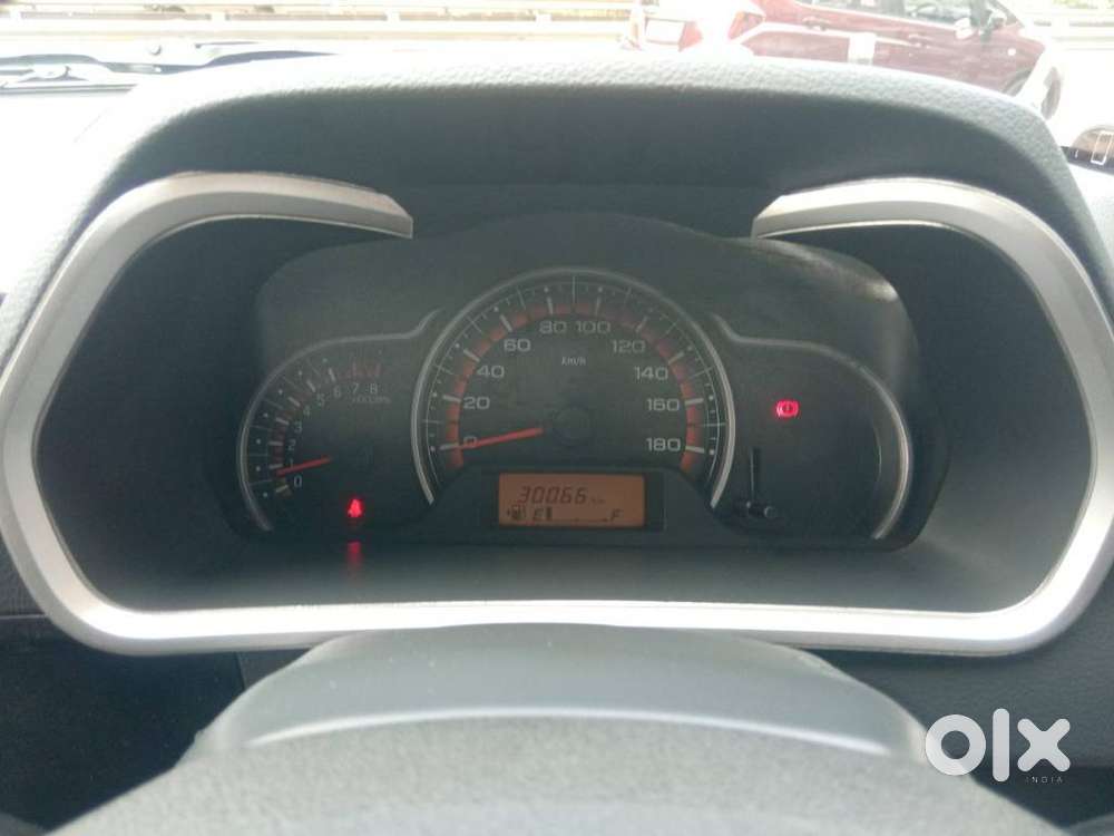 Maruti Suzuki Alto K10 1.0 Vxi, 2016, Petrol