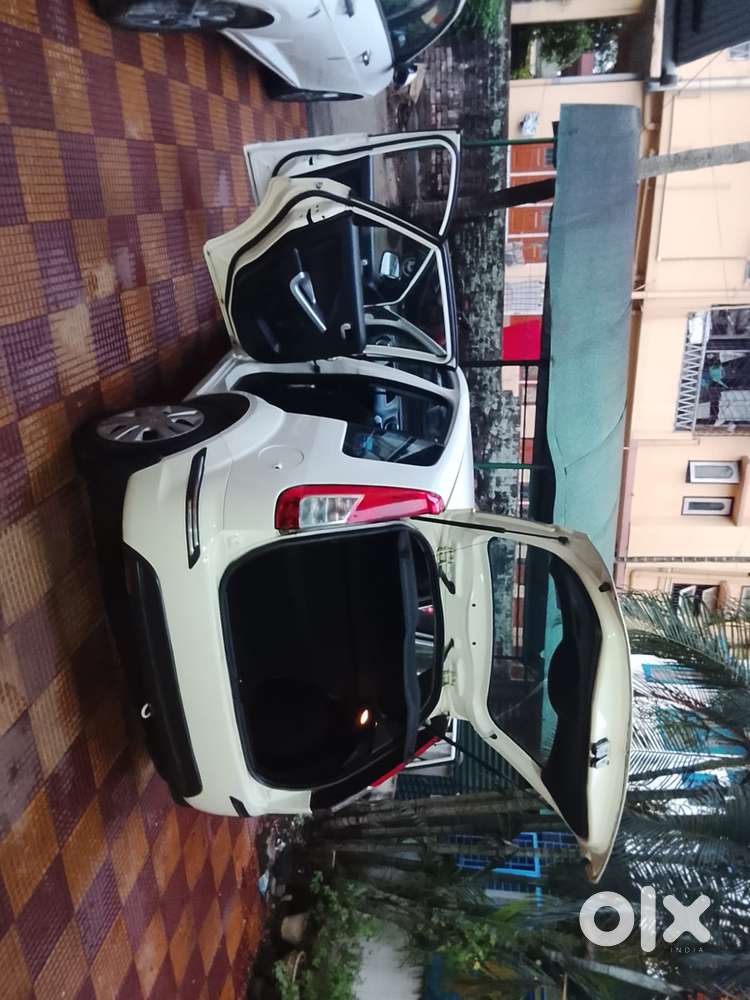 Ford Figo 1.2p Trend Mt, 2015, Petrol