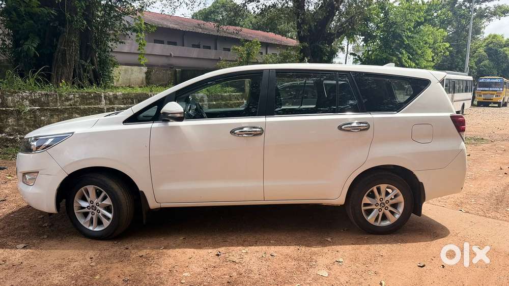 Toyota Innova Crysta 2.4 G Mt 8s, 2018, Diesel