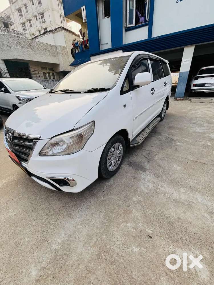 Toyota Innova 2016 Diesel Well Maintained