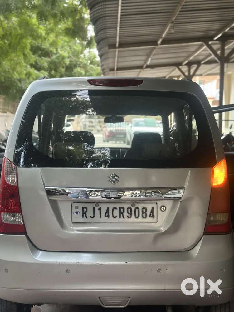 2013 Petrol Manual | 2nd Owner | 95,000 Km | Well Maintained