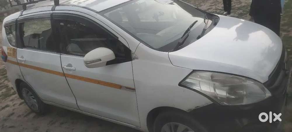 “2017 Maruti Suzuki Ertiga Vxi Cng, Good Condition”and Clean Car