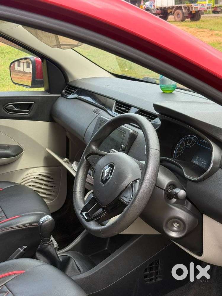 Renault Triber Rxz Easy-r Amt, 2020, Petrol