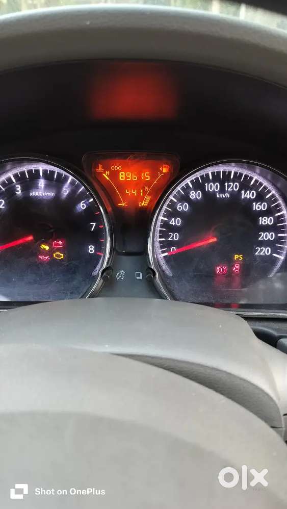 Nissan Sunny 2015 Petrol 92000 Km Driven