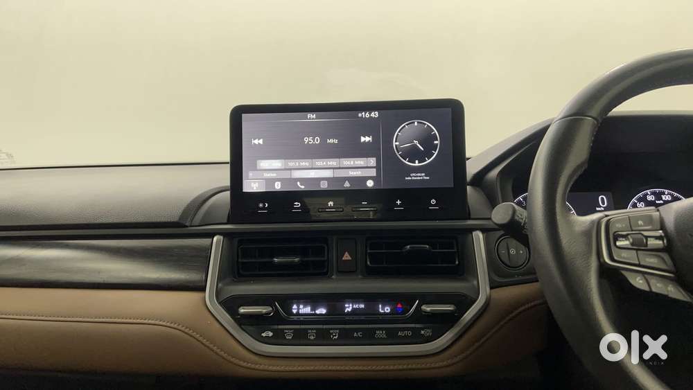 Honda Elevate Zx Mt, 2024, Petrol