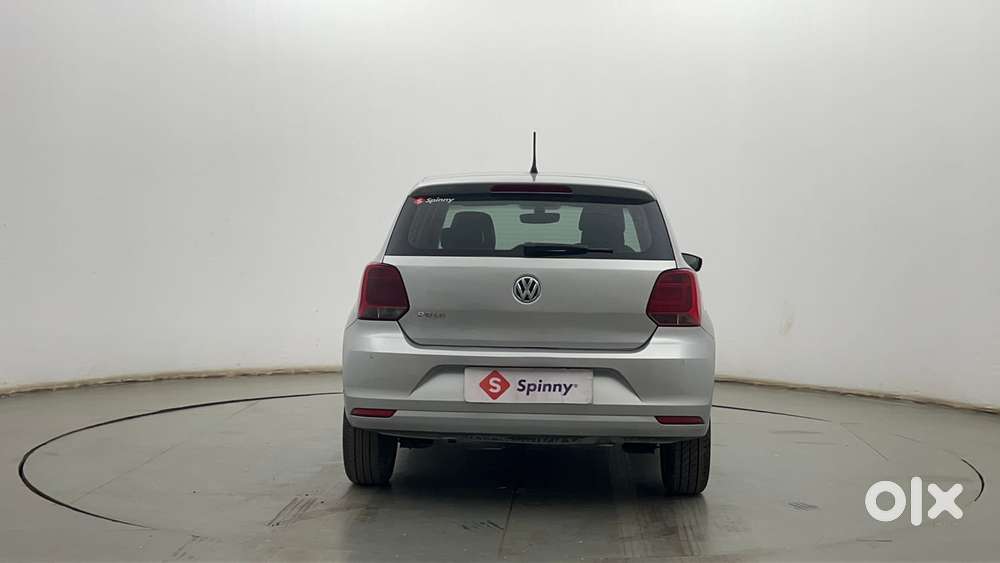Volkswagen Polo Petrol Highline 1.2l, 2016, Petrol
