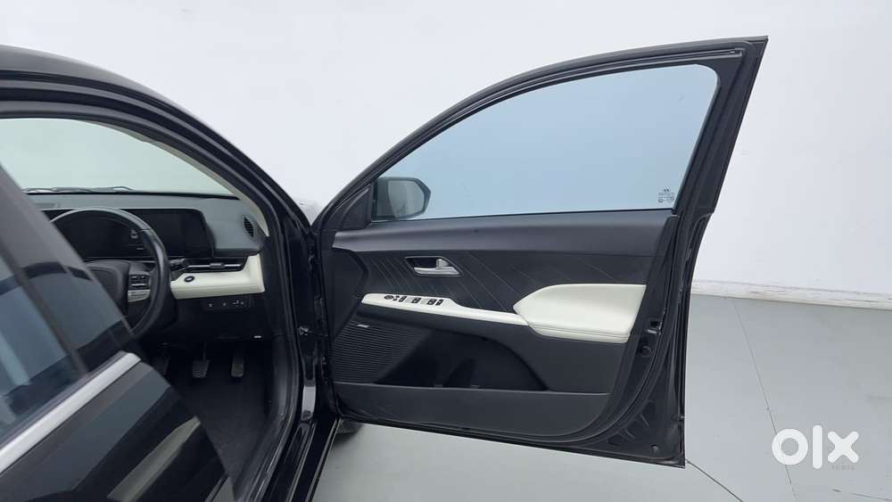 Hyundai Verna 1.5 Sx (o) Petrol Mt, 2023, Petrol