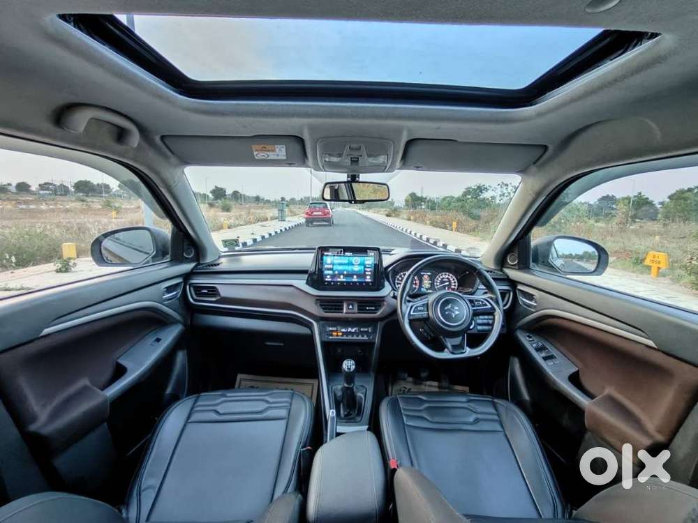 Maruti Suzuki Brezza 1.5 Zxi Plus Smart Hybrid, 2022, Petrol