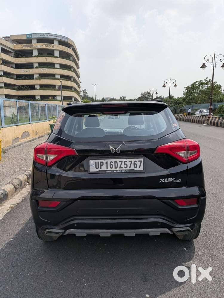 Mahindra Xuv300 W8 Option, 2023, Petrol