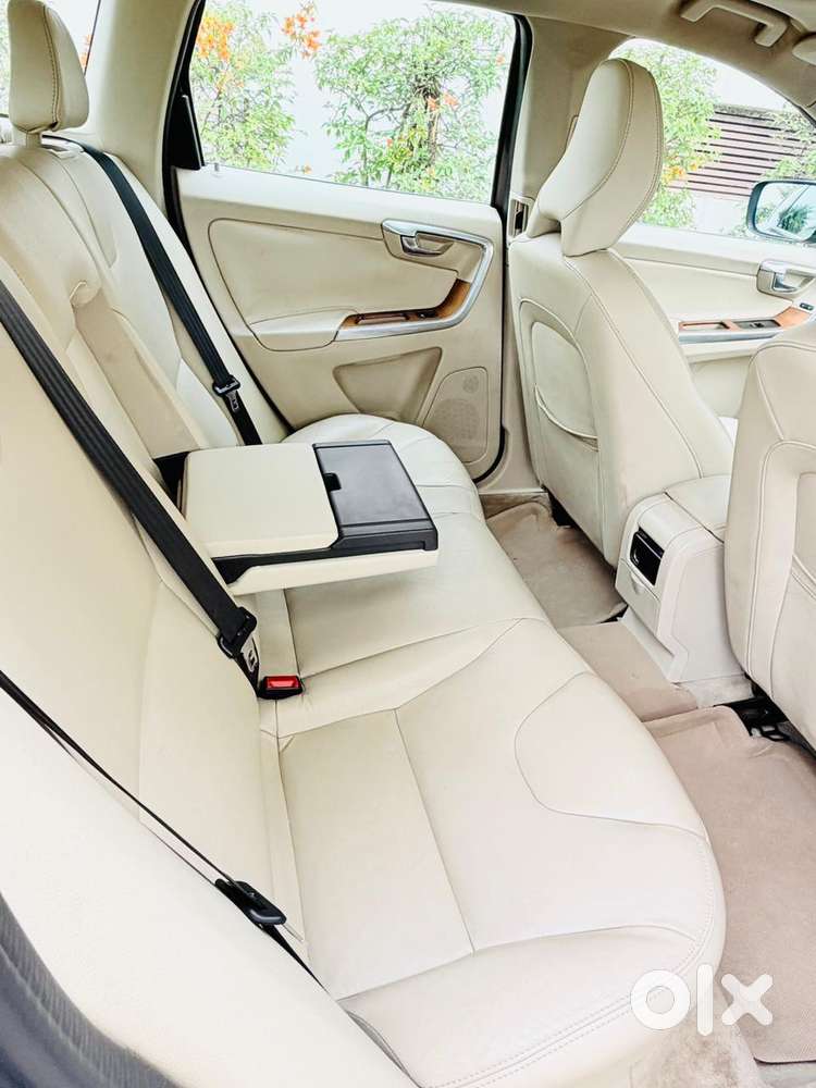 Volvo Xc60 Momentum D4, 2016, Diesel
