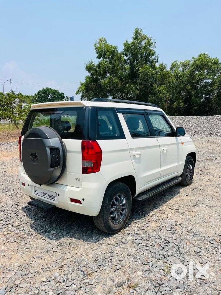 Mahindra Tuv 300 T10, 2018, Diesel