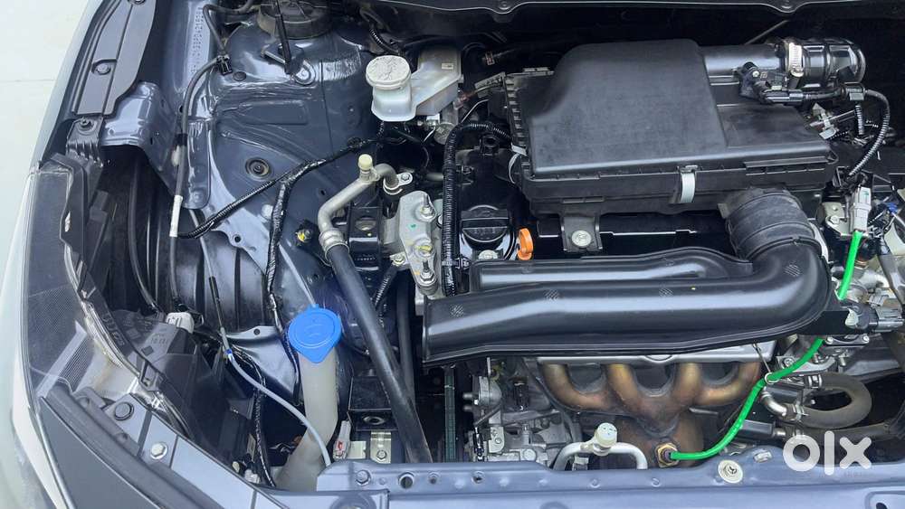 Toyota Glanza 1.2 V Amt, 2023, Petrol