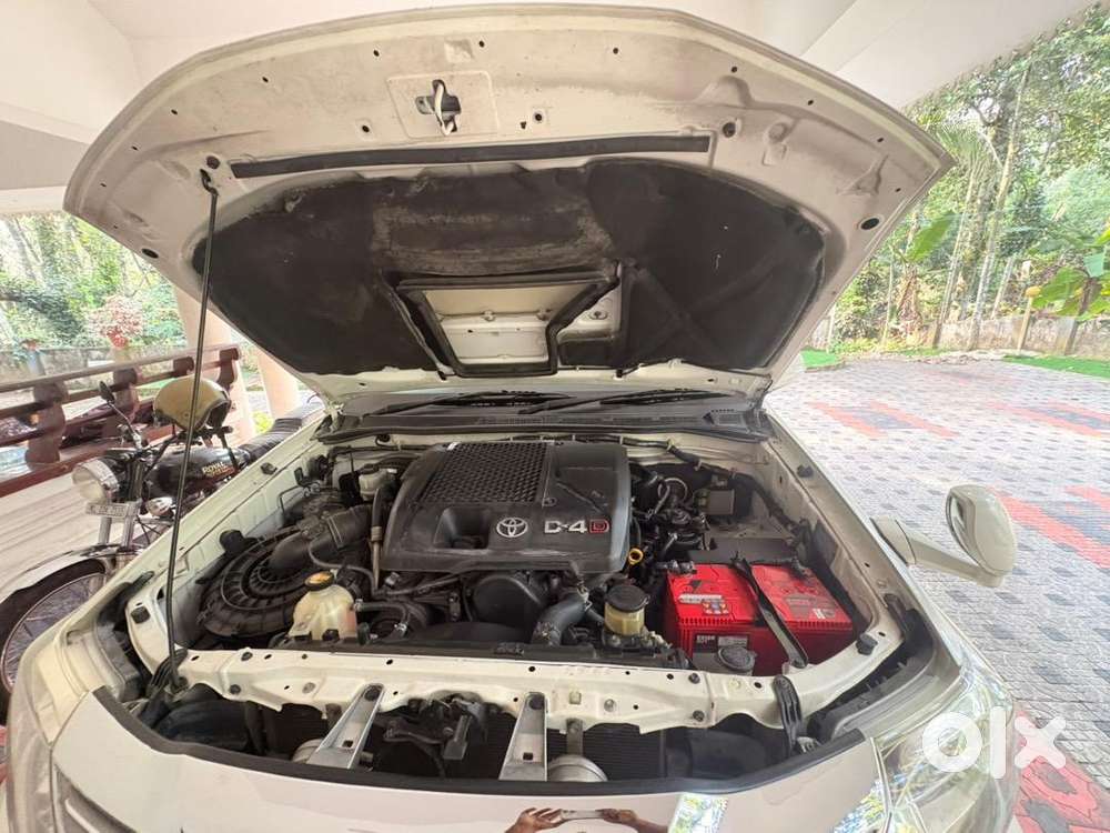 Toyota Fortuner 2015. 4x4 Automatic