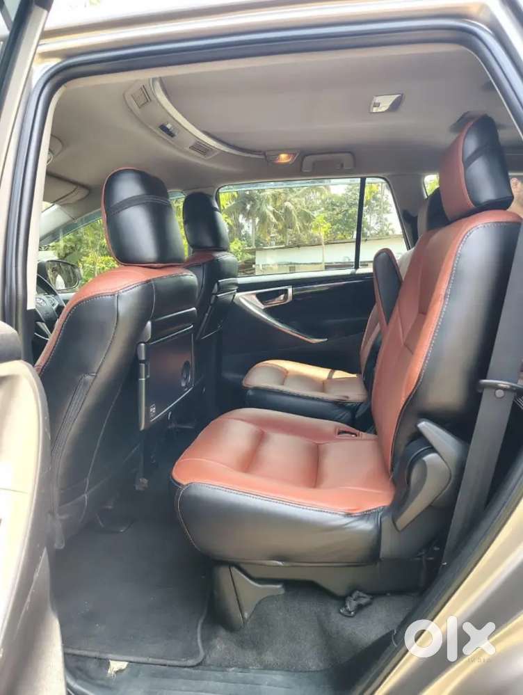 2017 Toyota Innova Crysta V 7 Str Manual