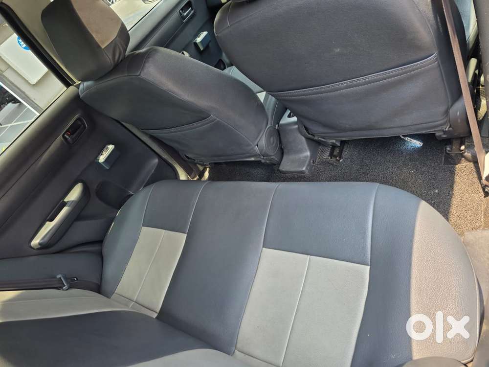 Maruti Suzuki Swift Dzire, 2011, Petrol