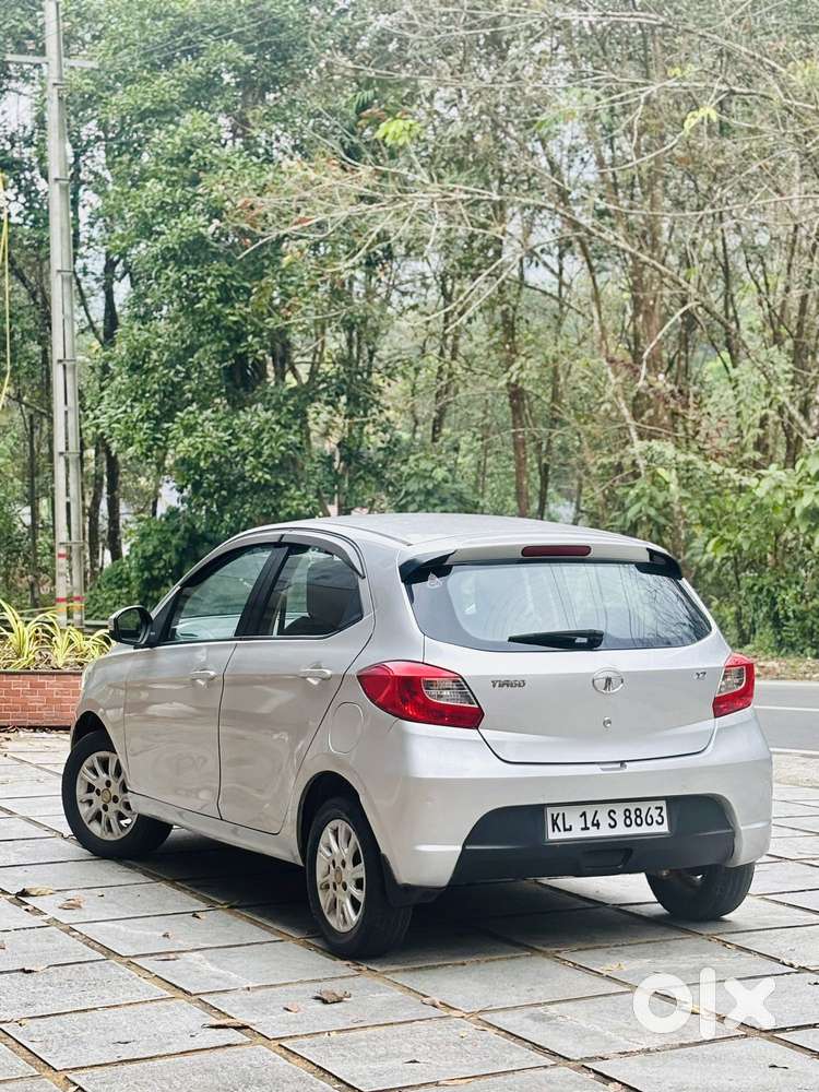 Tata Tiago Xz, 2016, Petrol