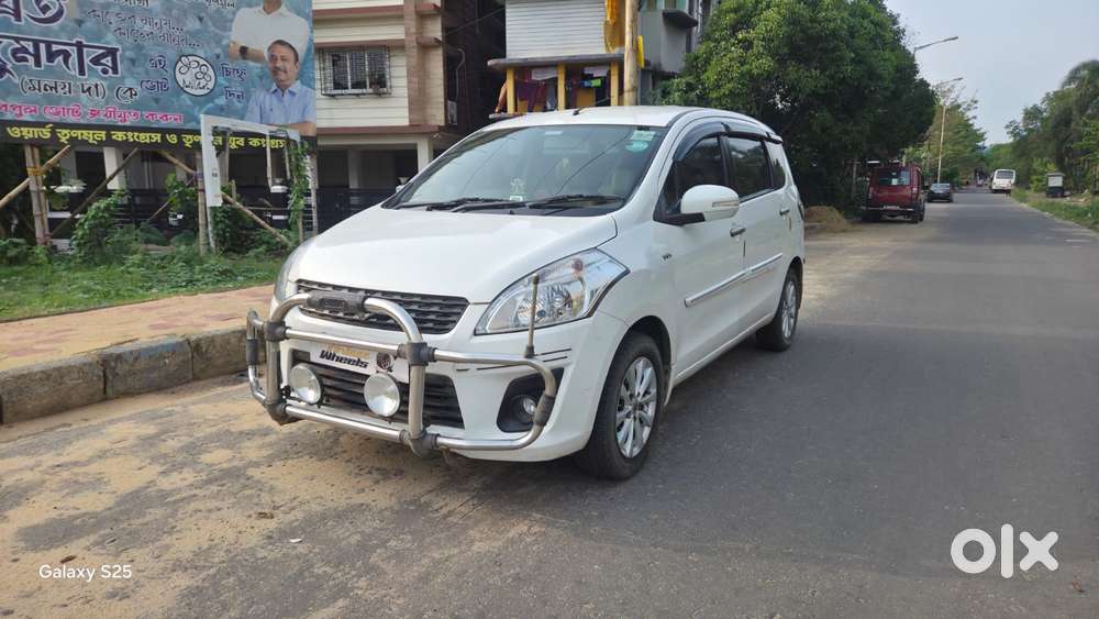 Maruti Suzuki Ertiga Vxi Shvs, 2014, Petrol