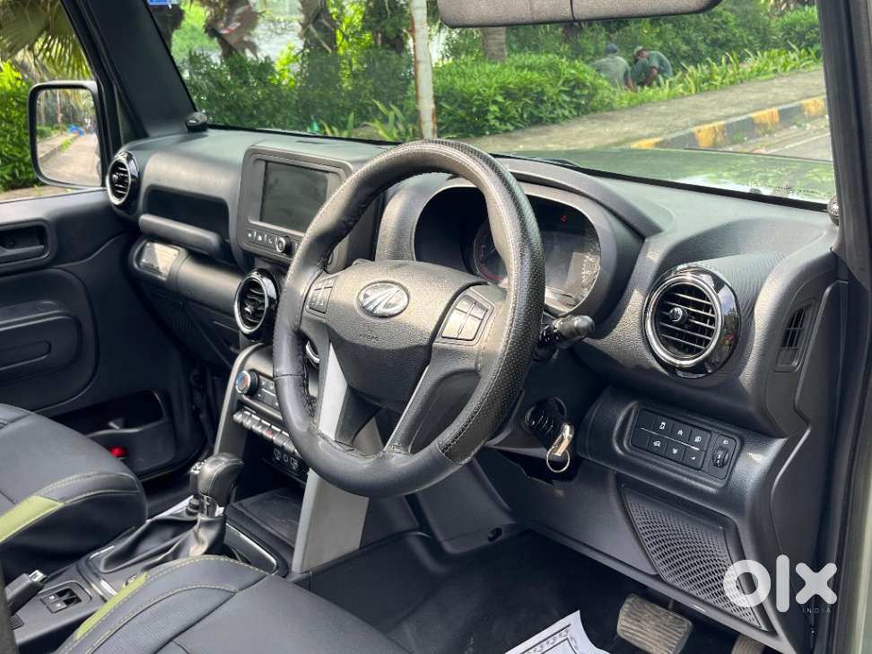 Mahindra Thar Lx 4-str Convertible At, 2021, Petrol