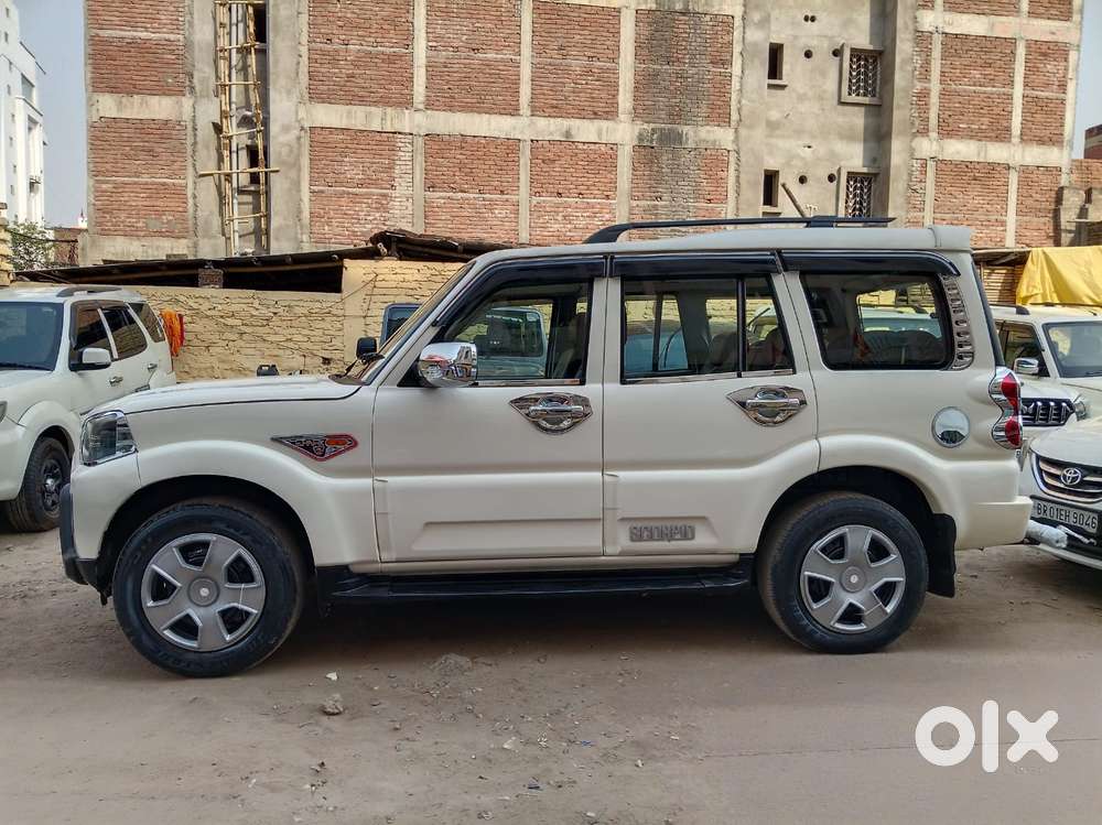 Mahindra Scorpio S6, 2016, Diesel