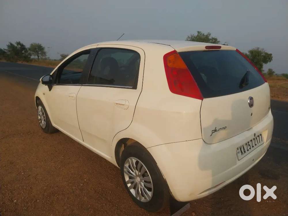 Fiat Grande Punto 2011 Diesel 110000 Km Driven