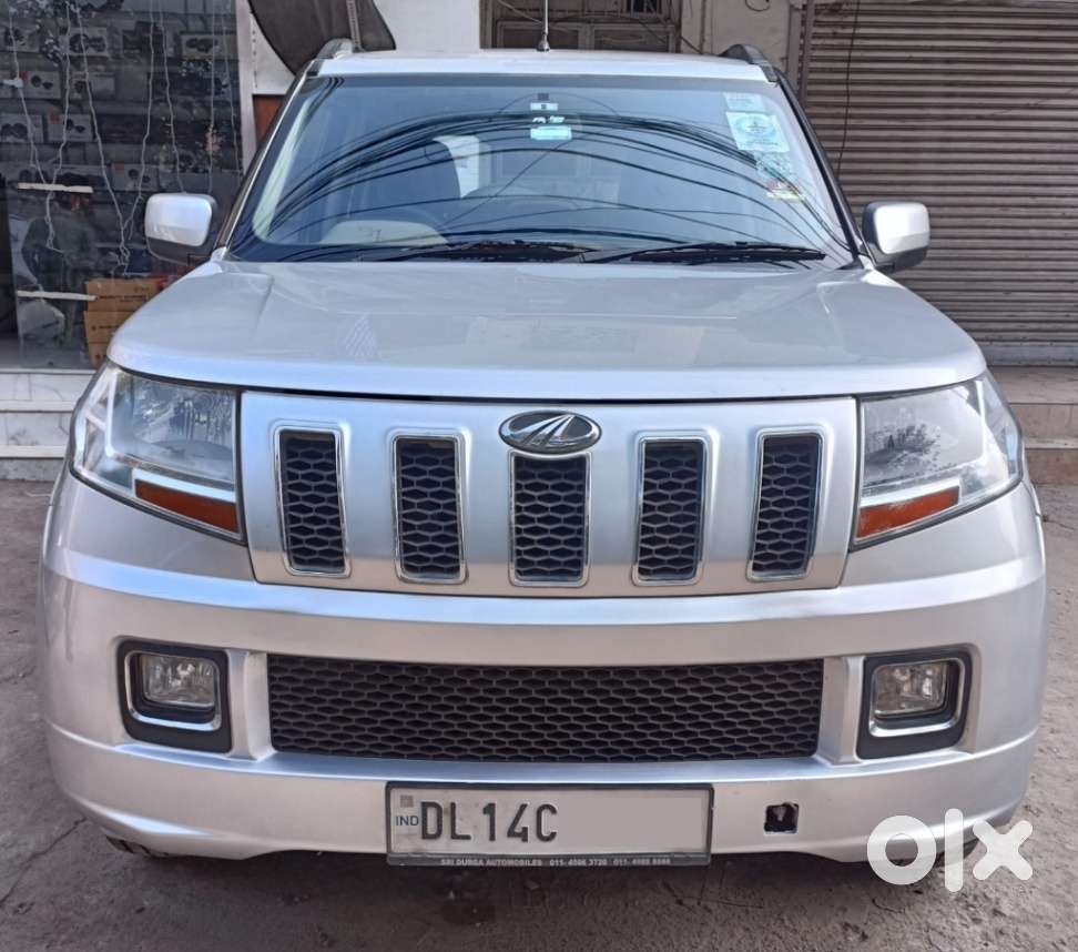 Mahindra Tuv 300 T8 Amt (automatic), 2017, Diesel