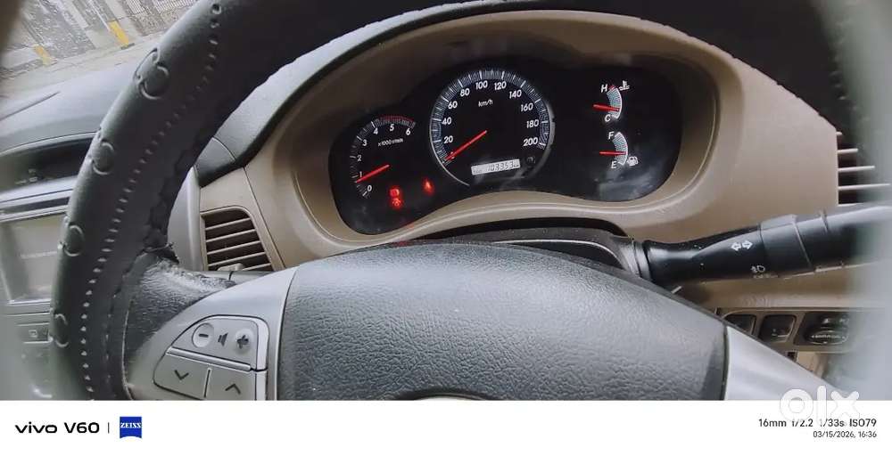 Toyota Innova 2015 Diesel 103000 Km Driven