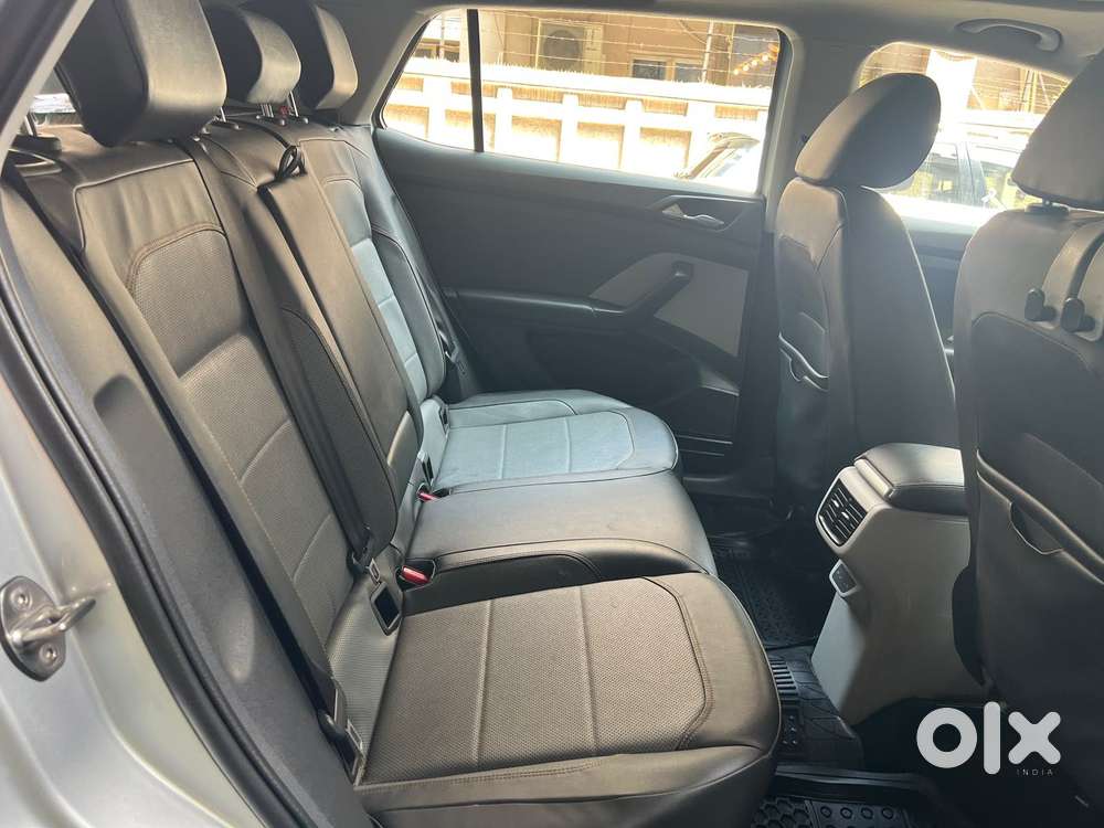 Skoda Kushaq 1.0 Tsi Style At (6 Airbags), 2021, Petrol