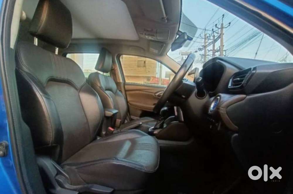 Toyota Urban Cruiser Hyryder 1.5 V Hybrid, 2023, Petrol