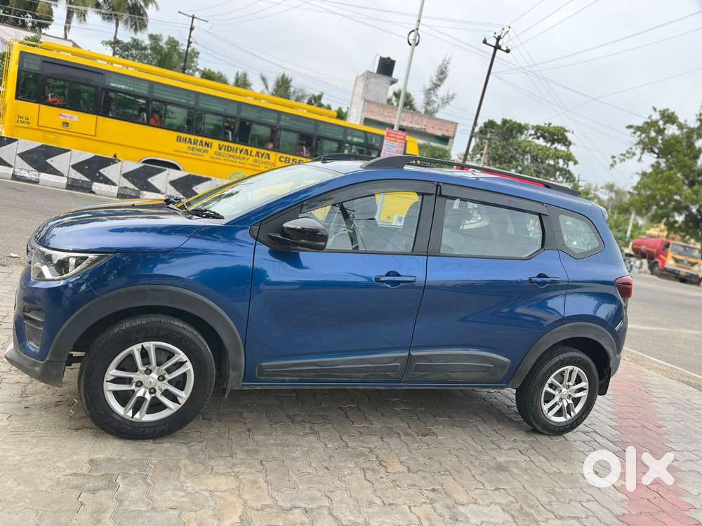 Renault Triber Rxl, 2022, Petrol