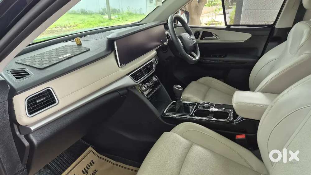 Mahindra Xuv 700 Ax7 L Manual(top Variant) For Sale