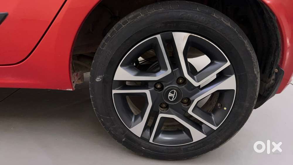 Tata Tiago Xza Plus, 2020, Petrol