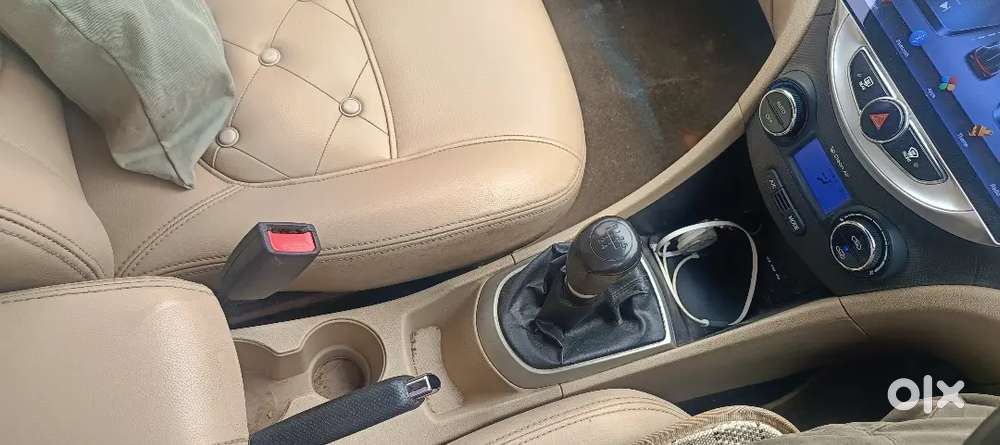 Hyundai Verna 2011- Petrol&cng