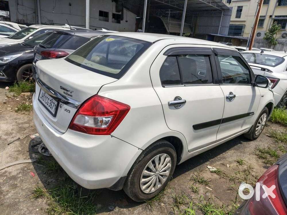 Maruti Suzuki Swift Dzire 1.2 Vxi Bsiv, 2017, Petrol