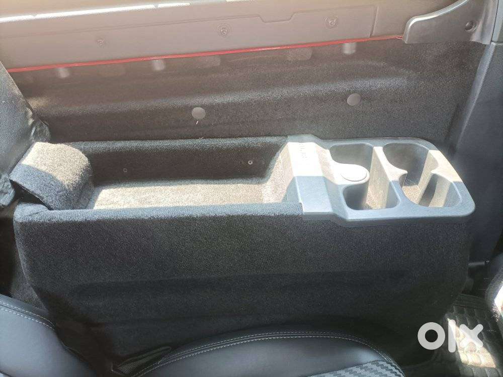 Mahindra Thar Lx 4-str Convertible At, 2024, Petrol