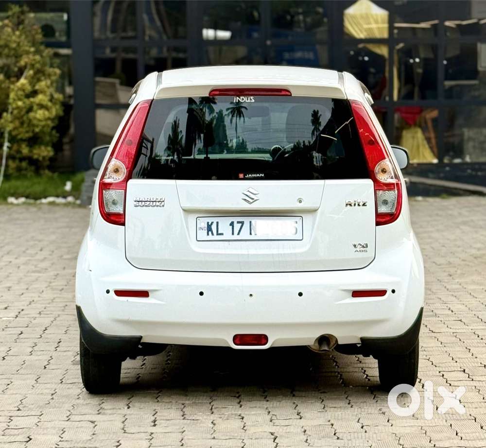 Maruti Suzuki Ritz Vxi, 2015, Petrol