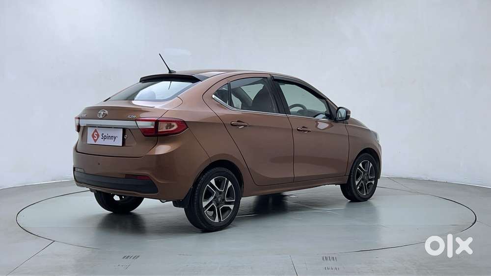 Tata Tigor Xza, 2017, Petrol