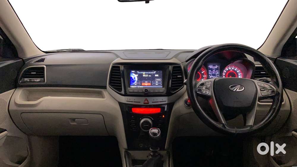Mahindra Xuv300 W8, 2019, Petrol