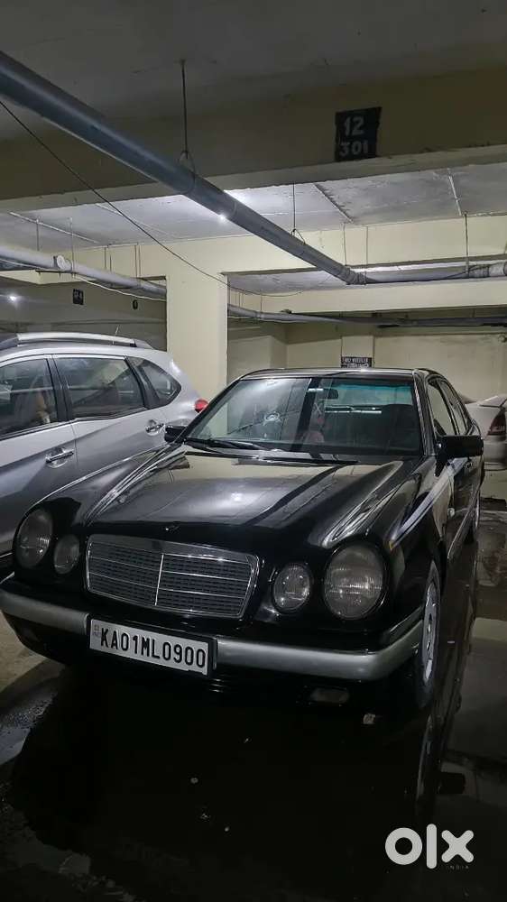 Mercedes-benz E-250d 1998 W210