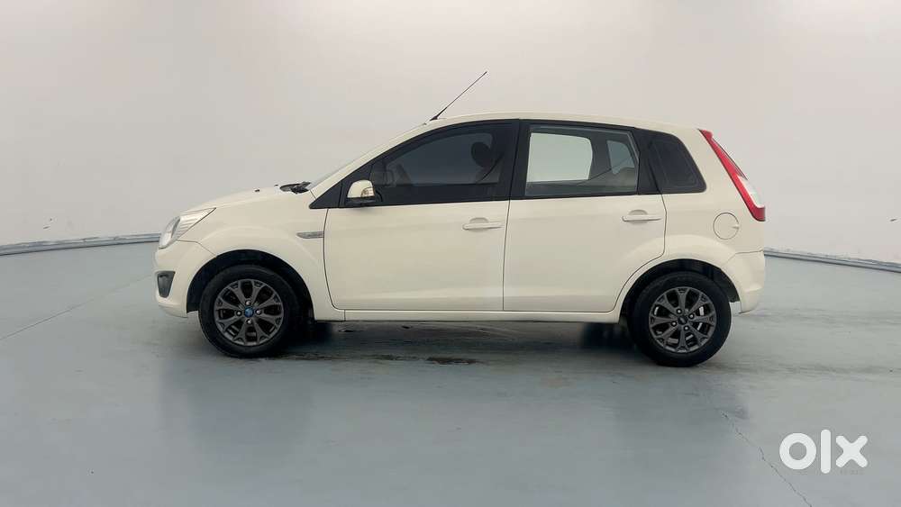 Ford Figo 1.2 Duratec Petrol Titanium, 2015, Petrol