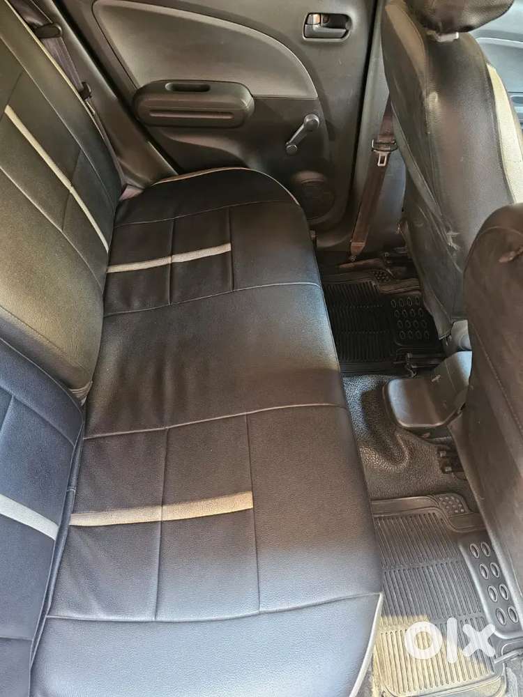 Senior Bank Officer, 1st Owner Ritz 2012