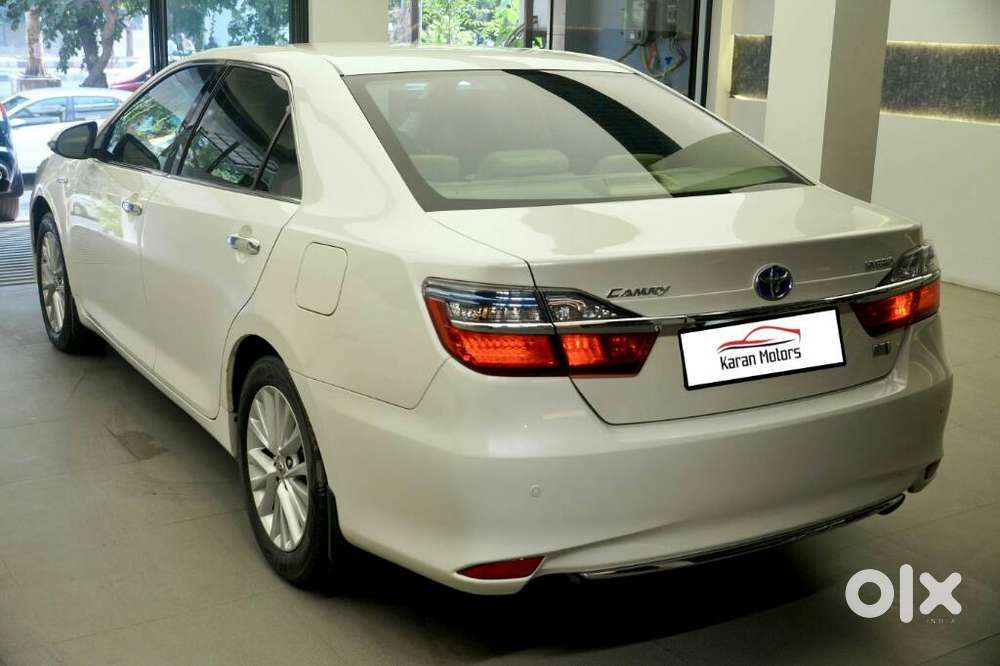 Toyota Camry Hybrid 2.5, 2017, Petrol