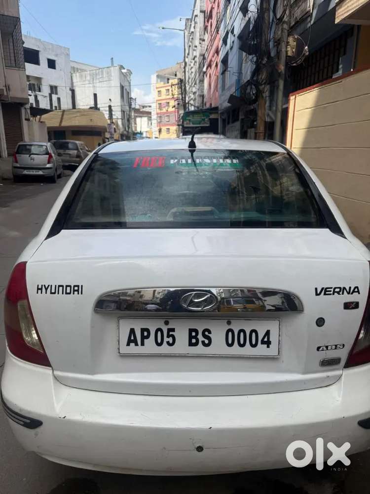 Hyundai Verna 2010 Diesel Manual