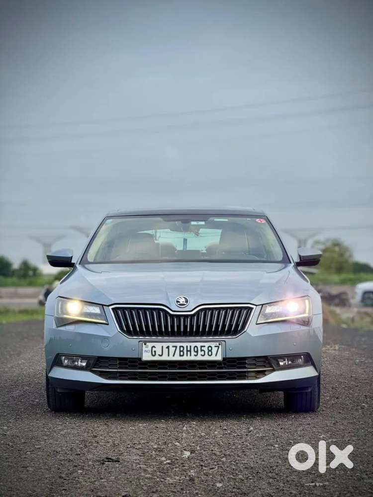 Skoda Superb 2.0 L&k Tsi At, 2019, Petrol