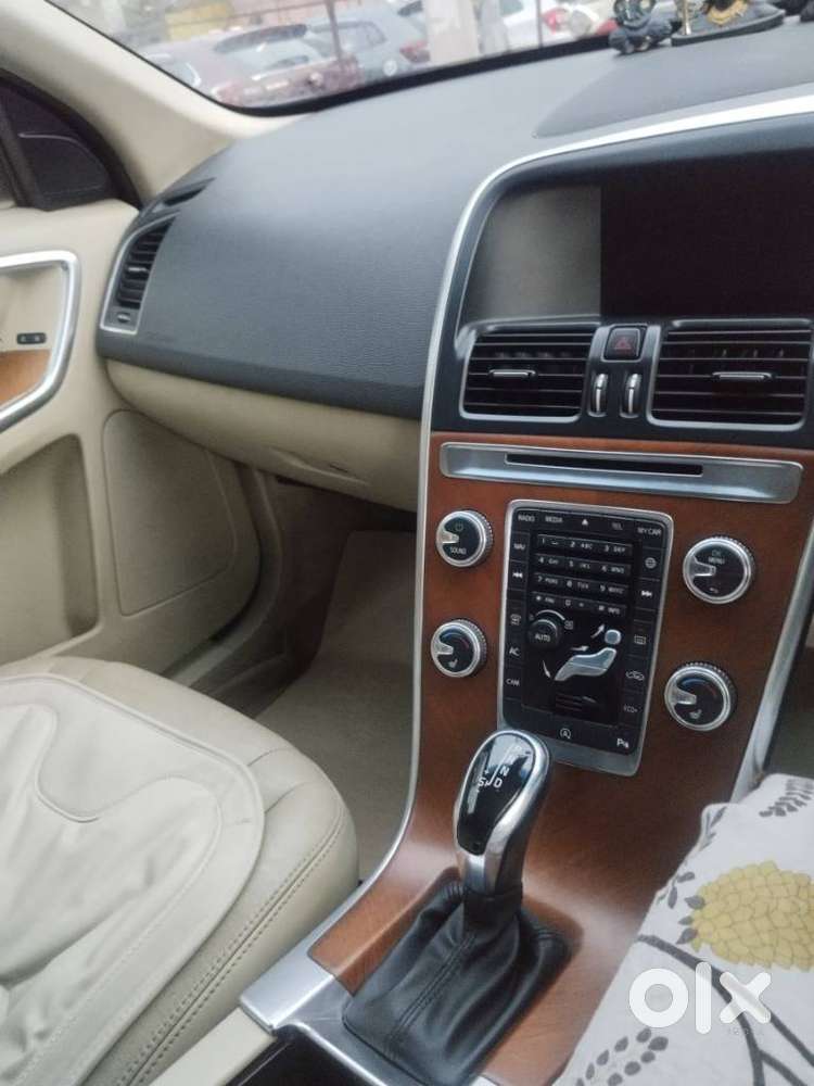 Volvo Xc60 2.4 D5 Awd At, 2016, Diesel