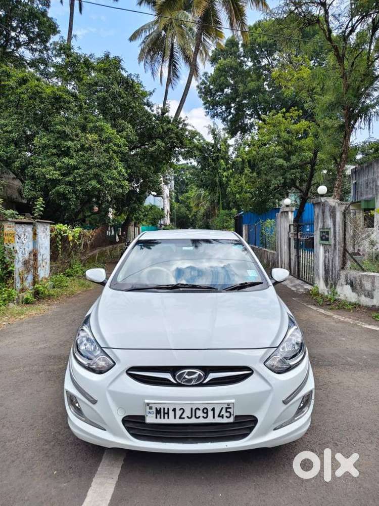 Hyundai Verna Fluidic 1.6 Vtvt Sx Opt, 2012, Petrol