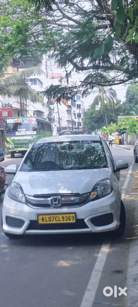 Honda Amaze Diesel 2018 80000 Km Driven
