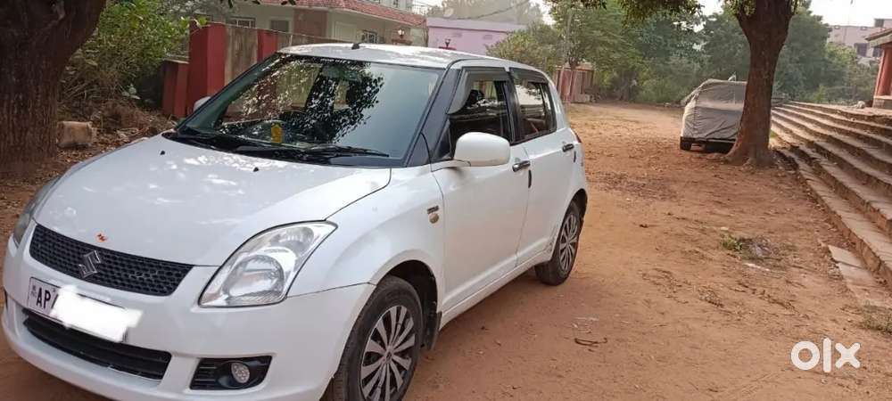 Good Conition Good Family Car,maruti Suzuki Swift