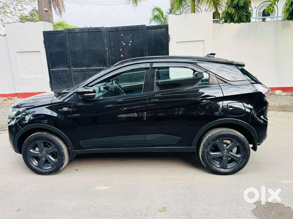 Tata Nexon 1.2 Revotron Xz Plus, 2023, Petrol