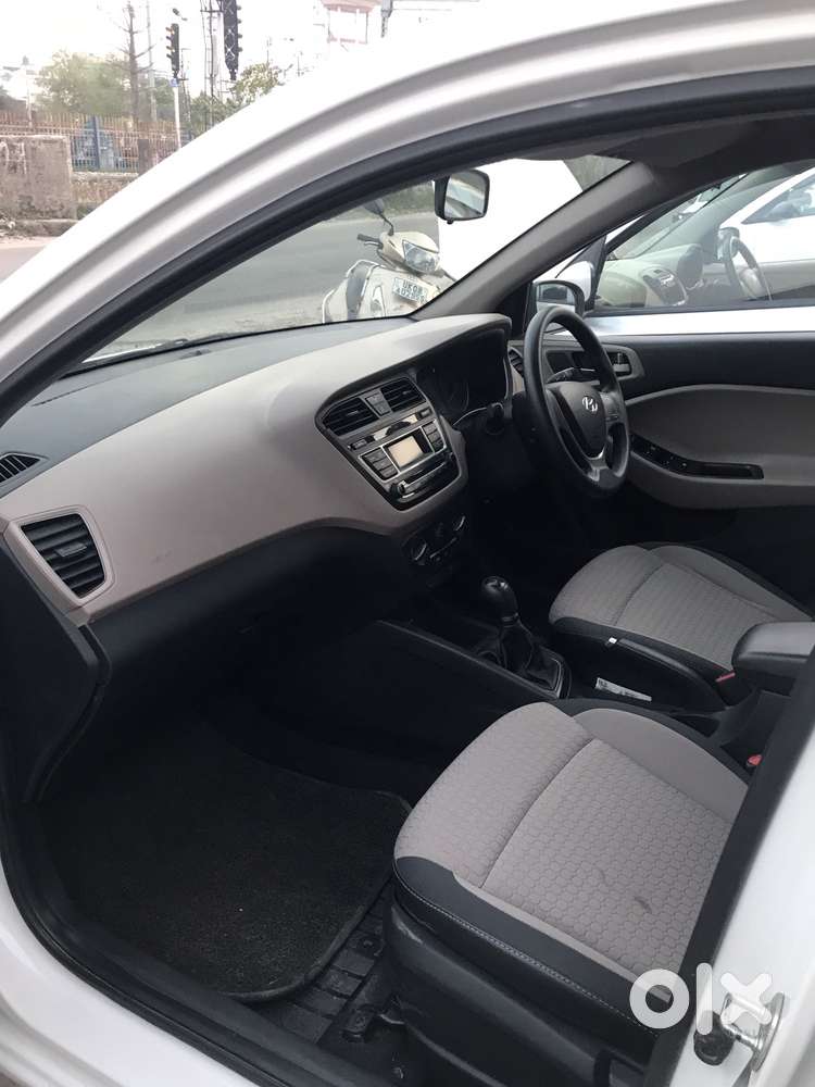 Hyundai New I20 1.2 Sportz Mt, 2018, Petrol