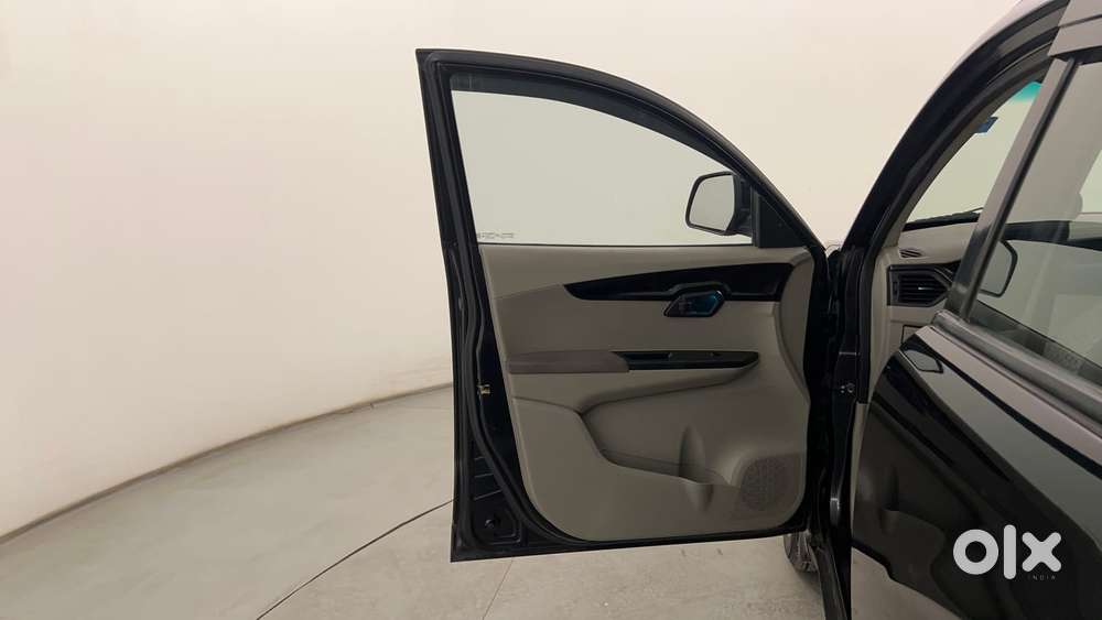 Mahindra Kuv 100 Mfalcon G80 K6, 2016, Petrol